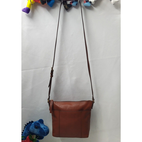 Fossil Brown Leather Zipper Closure Crossbody Bag - Picture 13 of 15